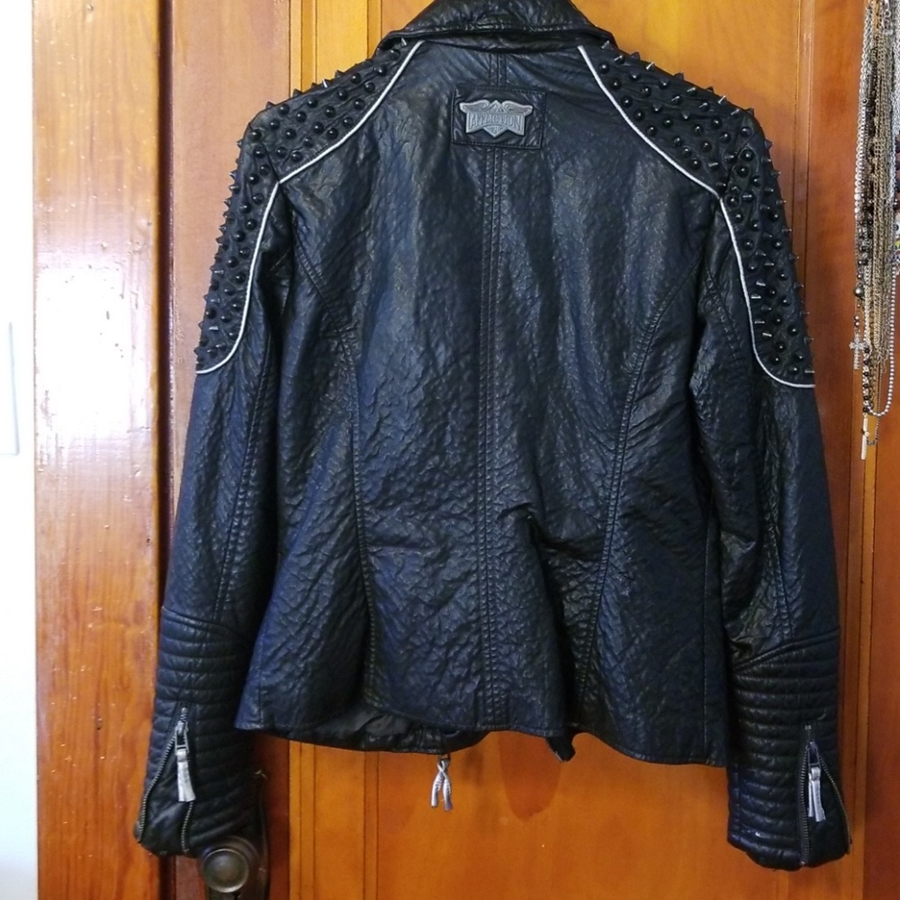 Leather jacket - Picture 3 of 4
